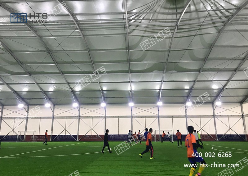 為什么越來越多的人會選擇篷房足球館？